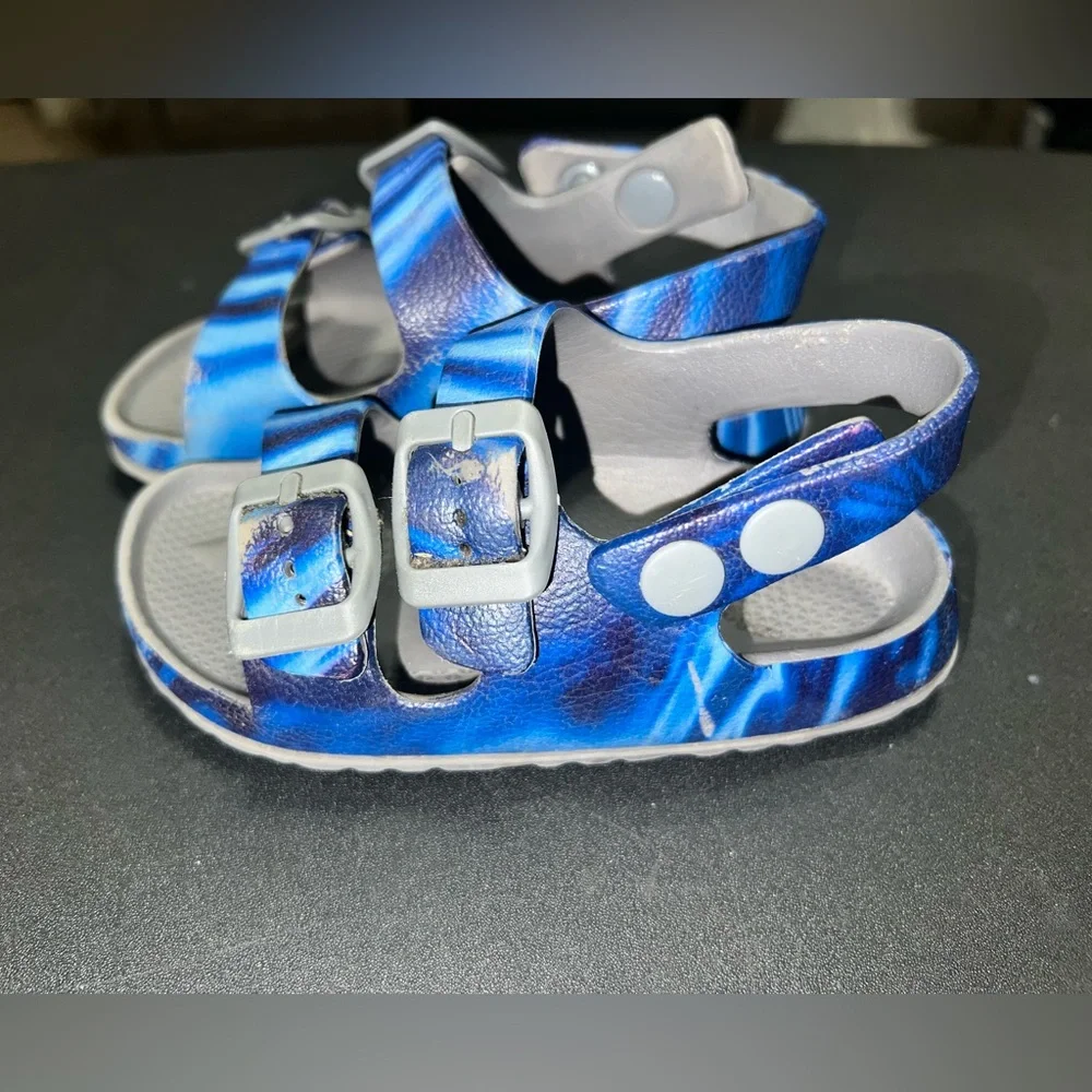 Blue‎ Kids Sandals size 7